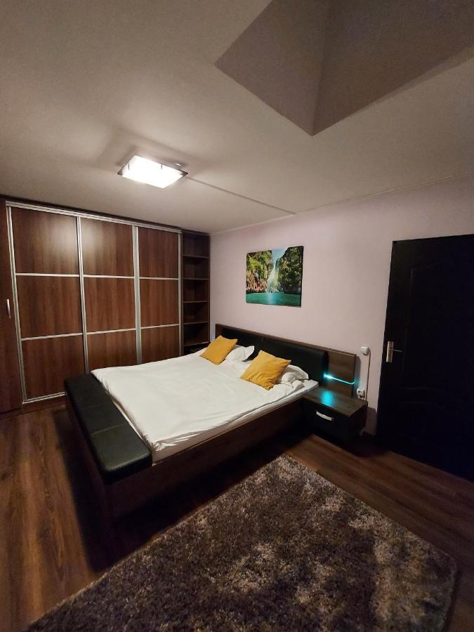 Jolie Suites Braila Exterior photo