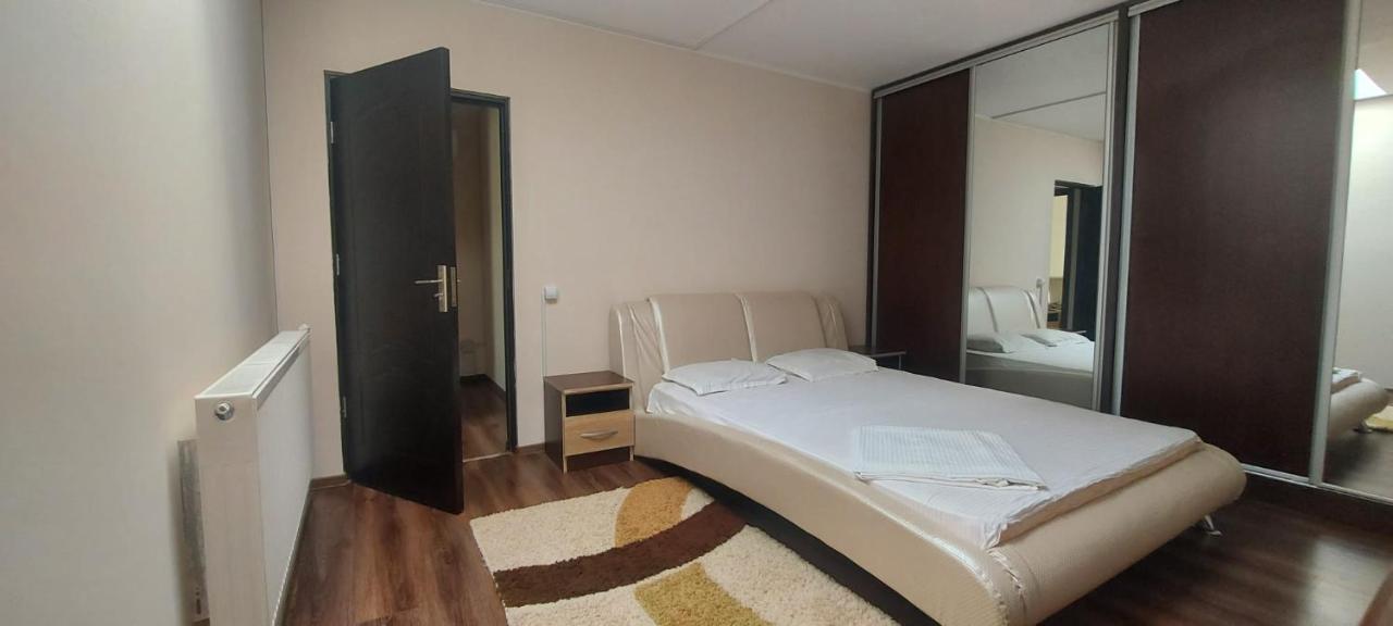 Jolie Suites Braila Exterior photo