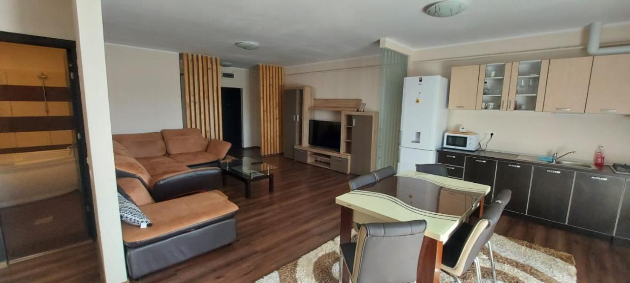 Jolie Suites Braila Exterior photo